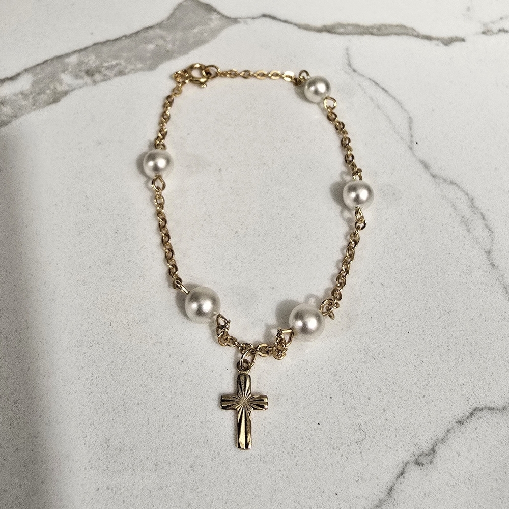 Vintage Faux Pearl Gold Tone Cross Charm Religious Christian Catholic Bracelet